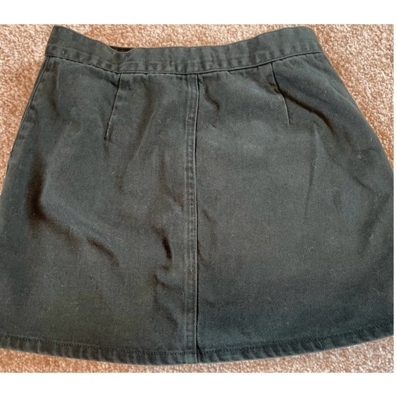 Forever 21 Blackish Green Short Skirt Size Small - Picture 7 of 14